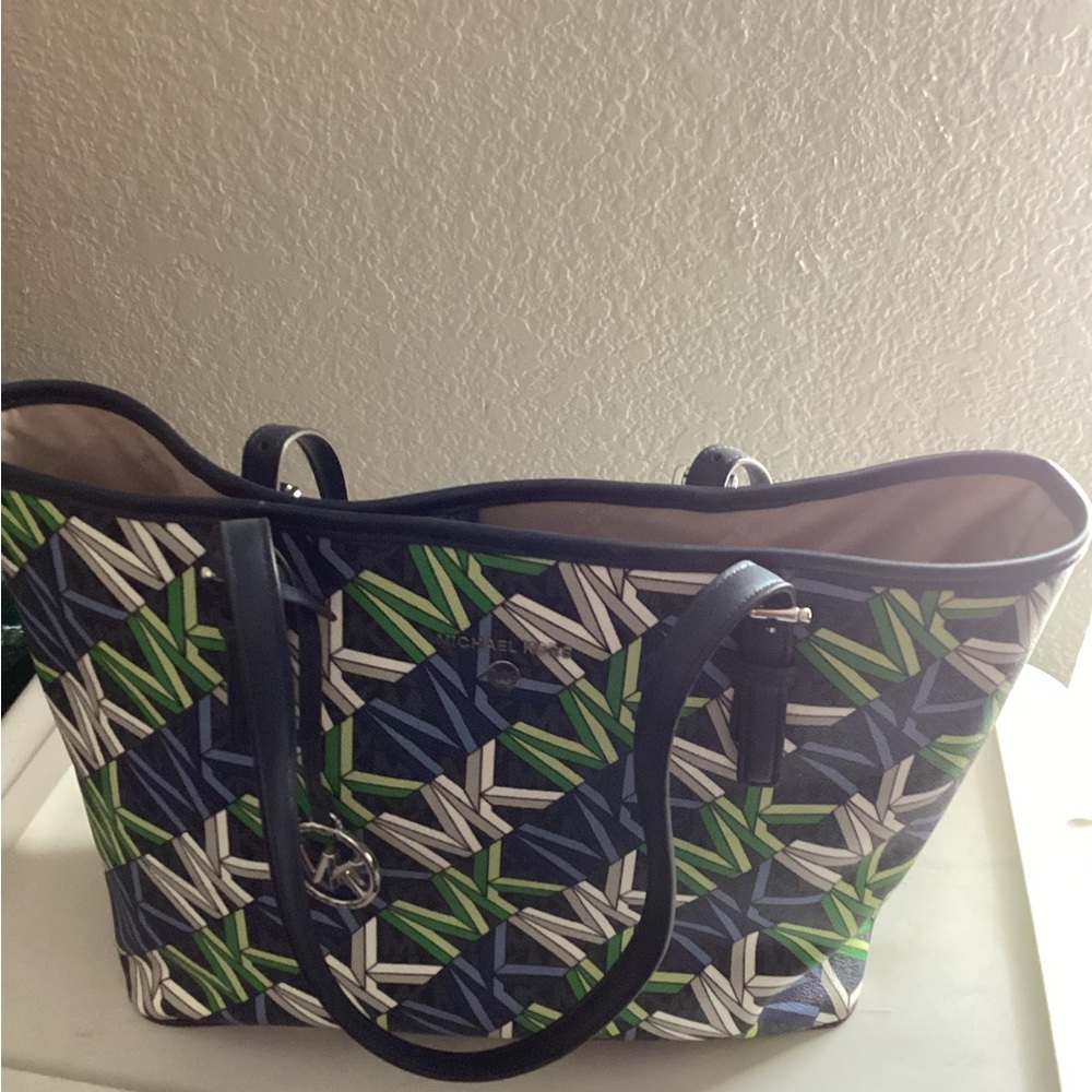 Michael Kors Navy and Lime Geometric Tote